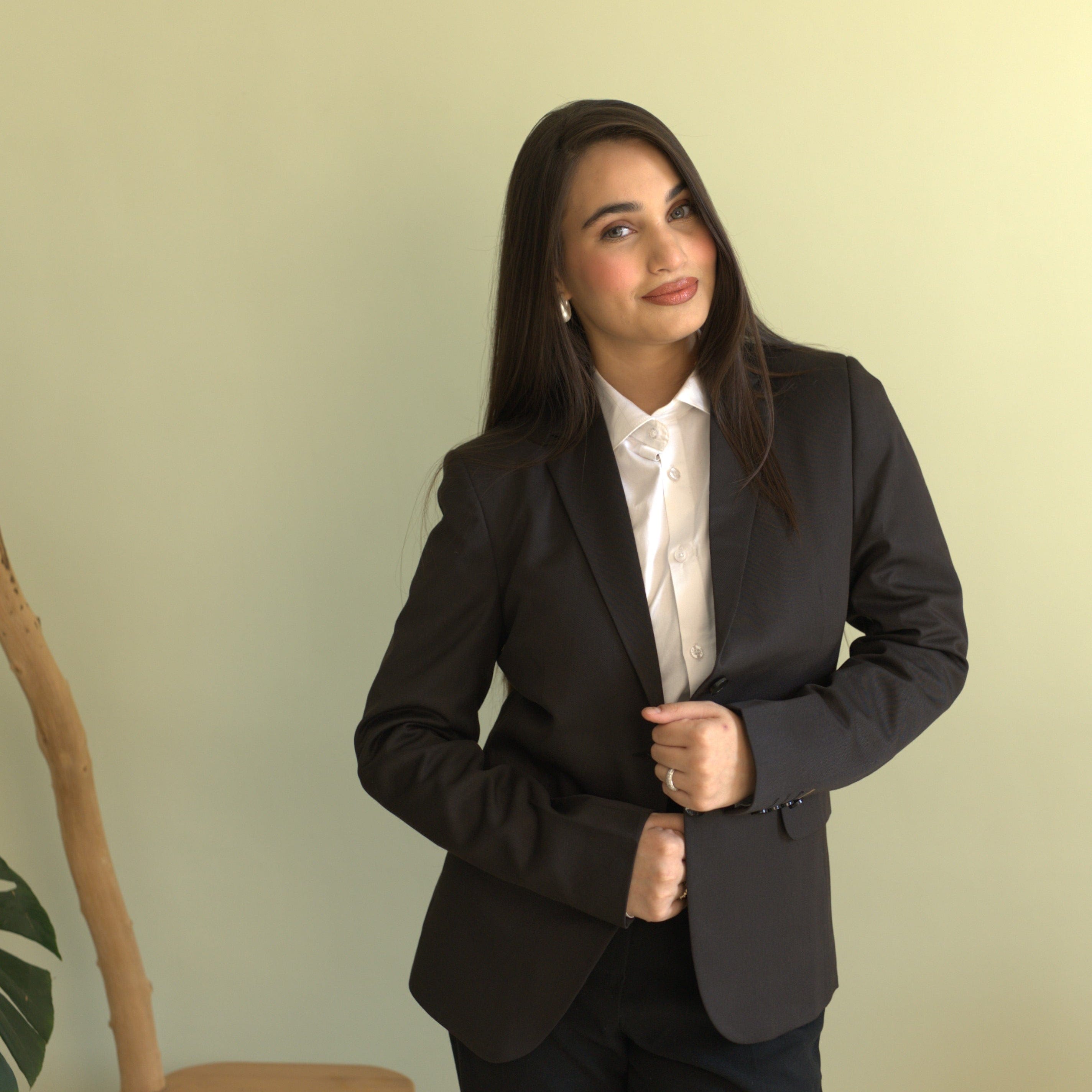 Classic Women’s Fitted Blazer by UZR – Formal, Business & Evening Style