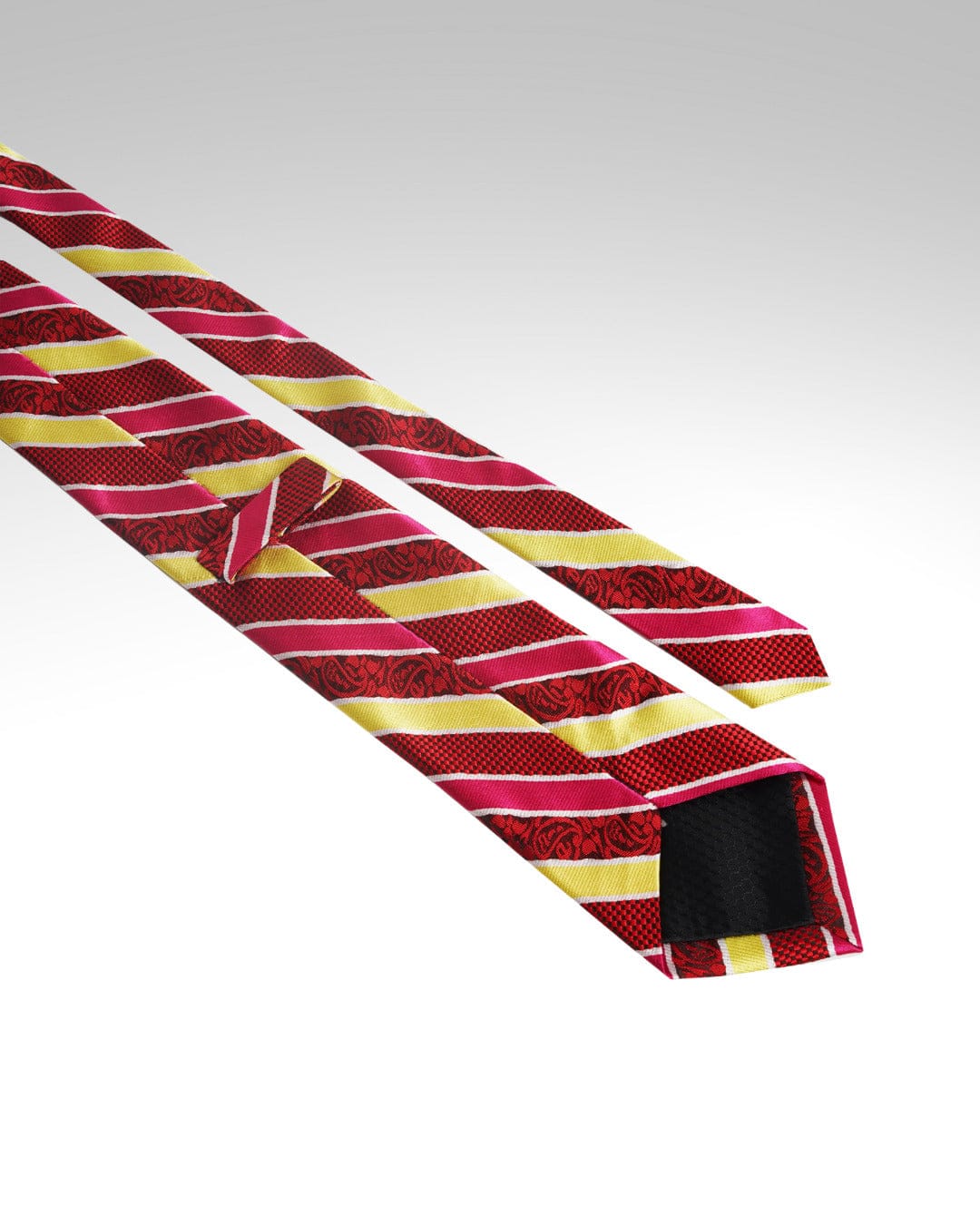 Red Majesty Ensemble Set